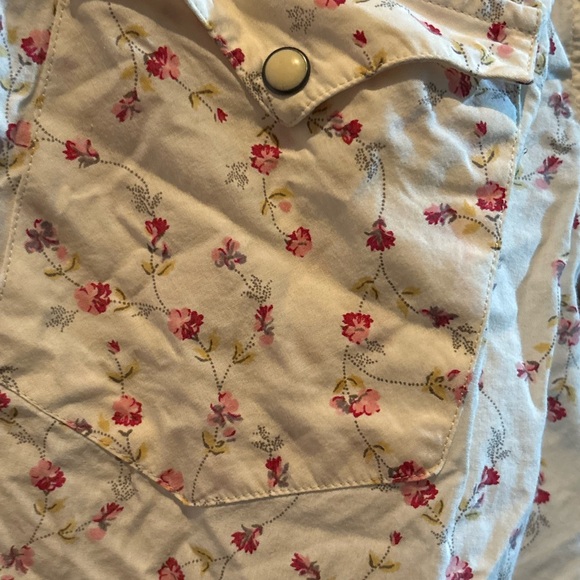 Ralph Lauren White and Pink Floral Casual Button Down Shirt Rare. - Picture 2 of 4
